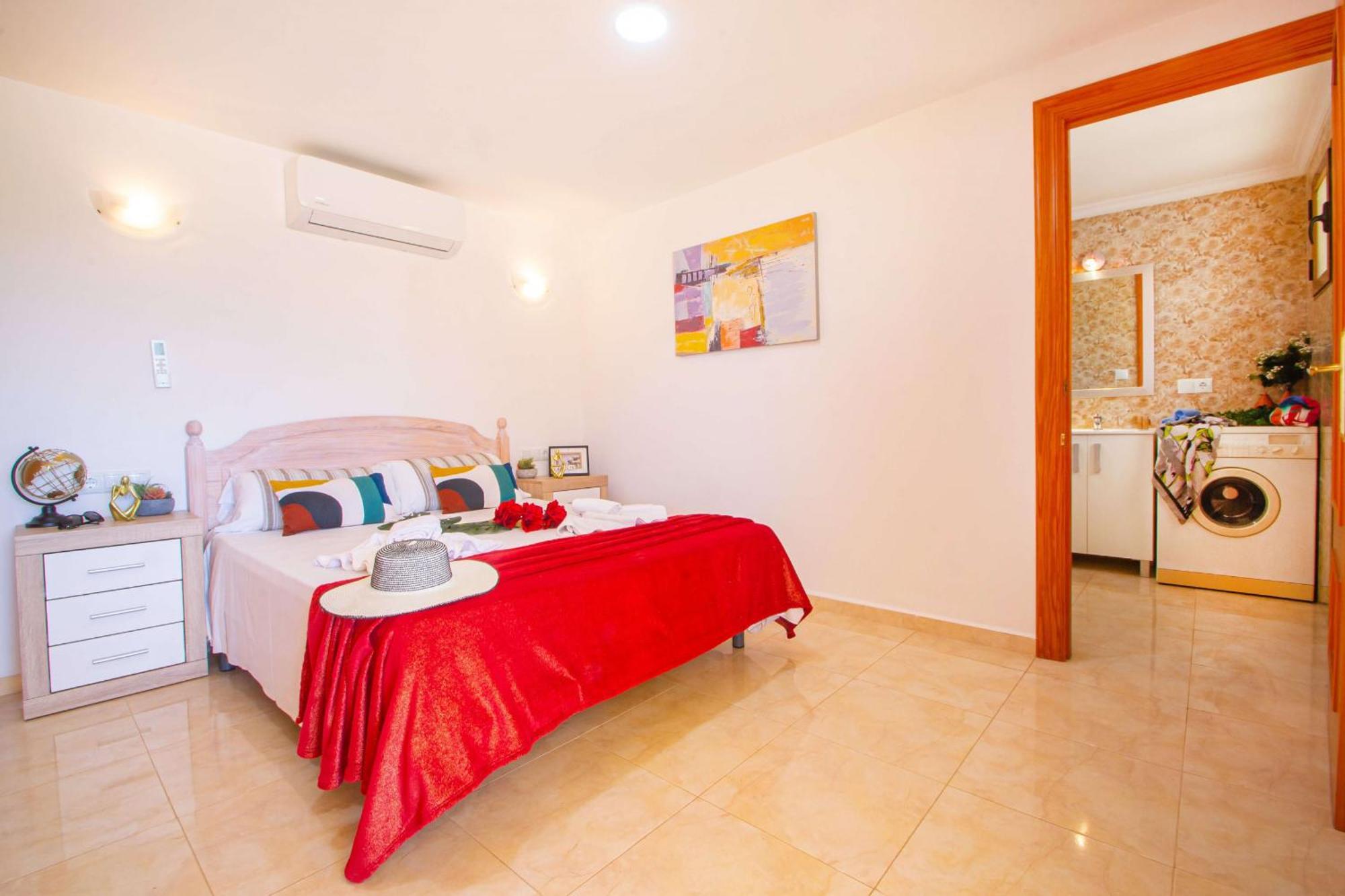 Cohete - Plusholidays Calp